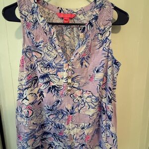 Lilly Pulitzer Trunks In The Air  Size Small Sleeveless Smocked V Neck Cotton